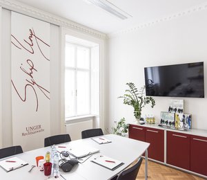 Hier gelangen Sie zum Blogbeitrag - Entfernen der hineinhängenden Äste eines Baumes an der Grundstücksgrenze erlaubt ?